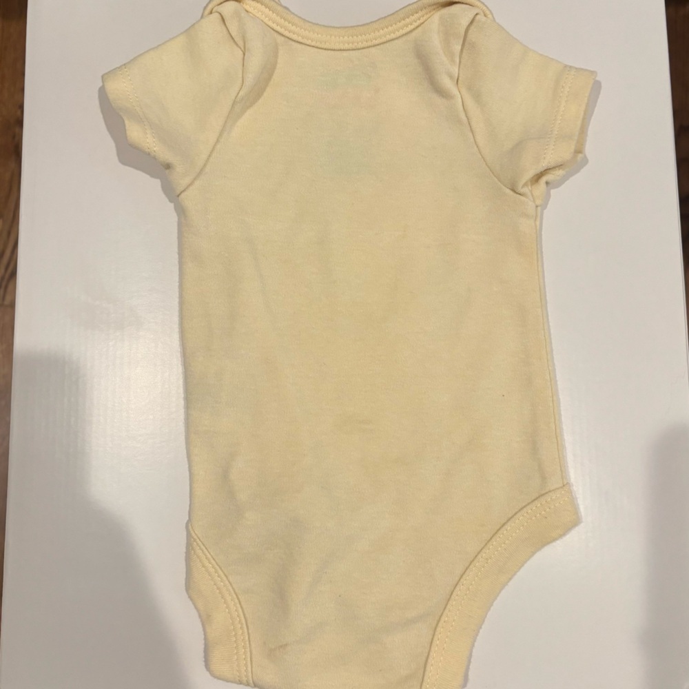 Disney Baby Winnie the Pooh Onesie Bundle - Picture 4 of 13